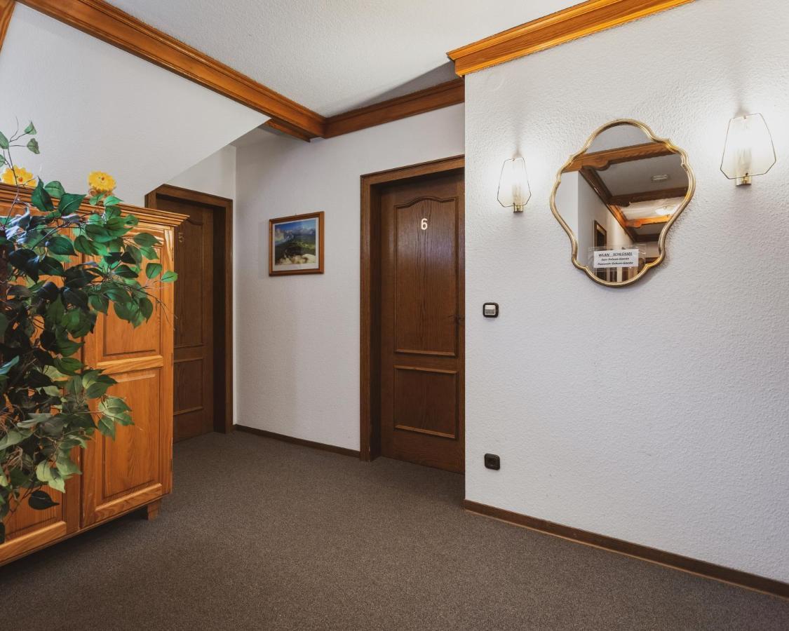 Fremden- Und Monteurzimmer "Zum Ochsen" Flieden Exterior foto